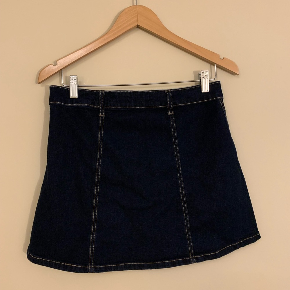 D O N A T E D 
Altar"d State blue jean skirt with buttons size small EU B59 - Picture 3 of 6